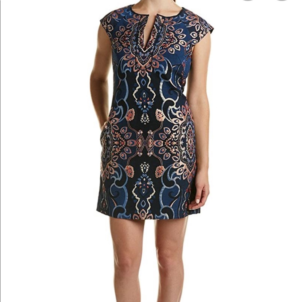 Laundry by Shelli Segal dress